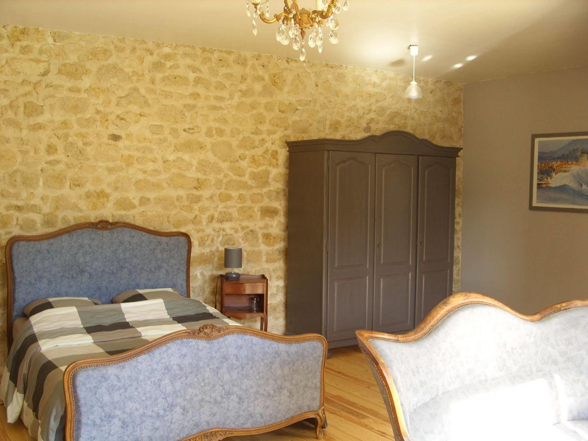 La Cadournaise Bed & Breakfast 3*